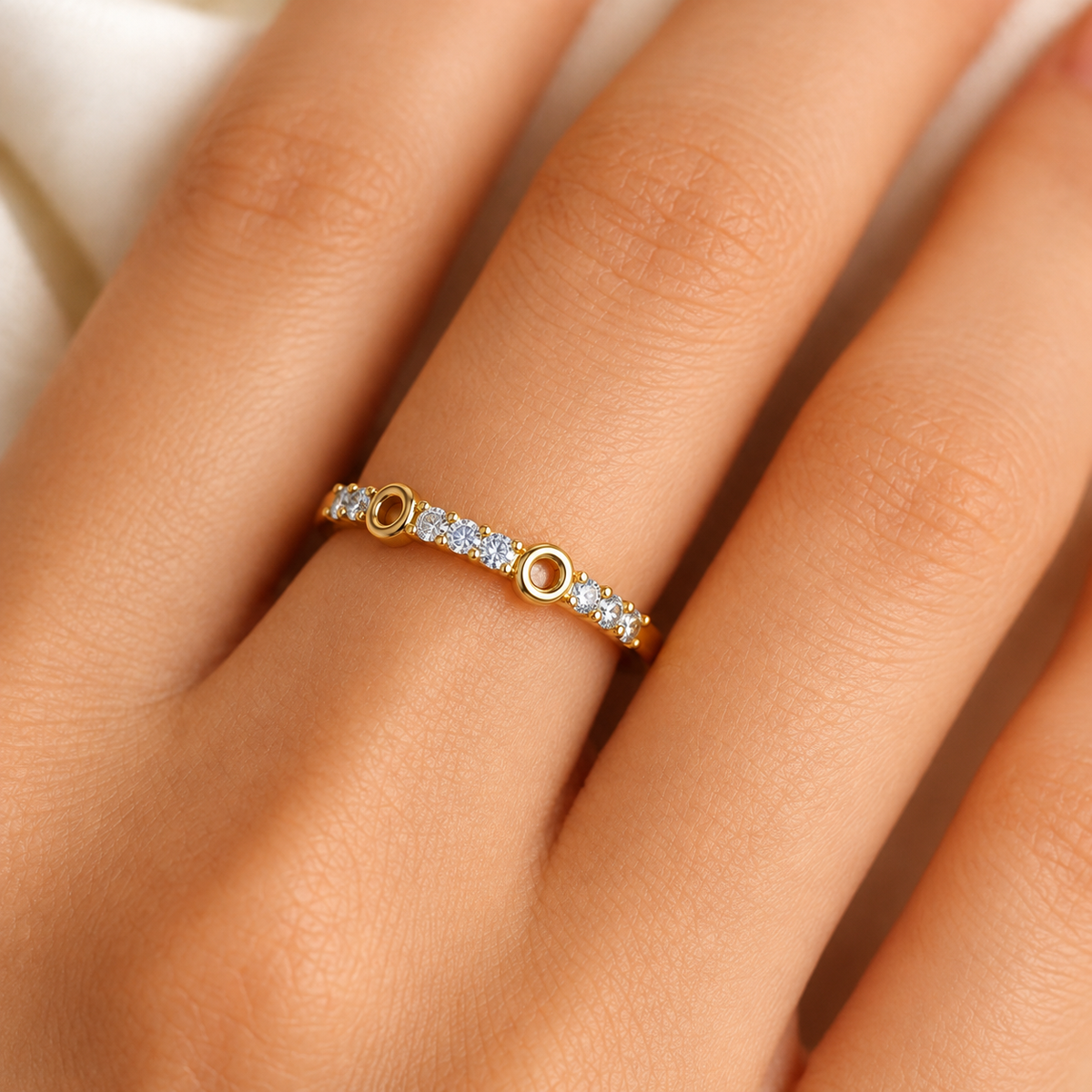Diamond Circle Station Band Ring