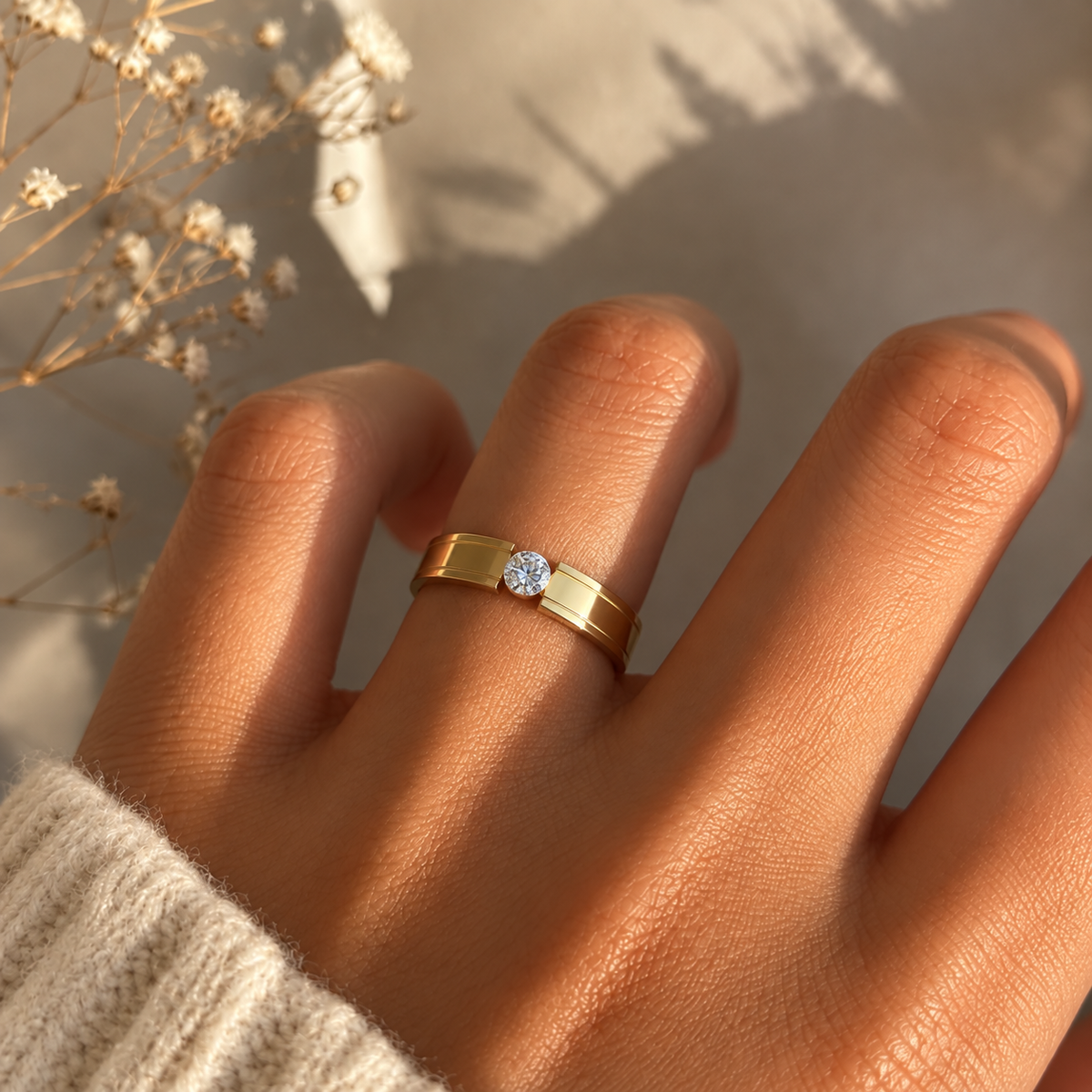 Minimal Gap-Set Solitaire Band - worn view 1