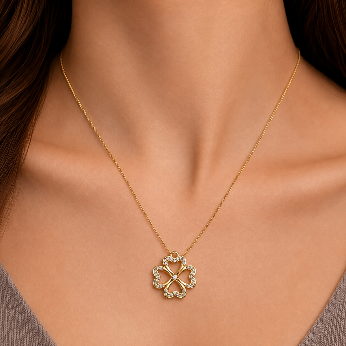 Four-Leaf Heart Clover Diamond Pendant - Angle 3